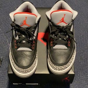 Air Jordan 3 Retro “Black Cement”